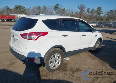 2013 Ford Escape S из США, поврежденный, VIN 1FMCU0F77DUD79823